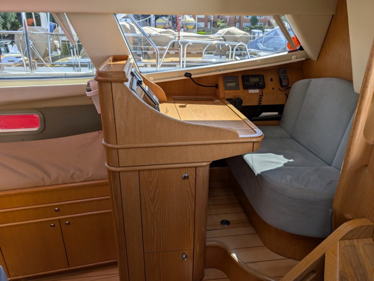 2012-discovery-55-9-dba320