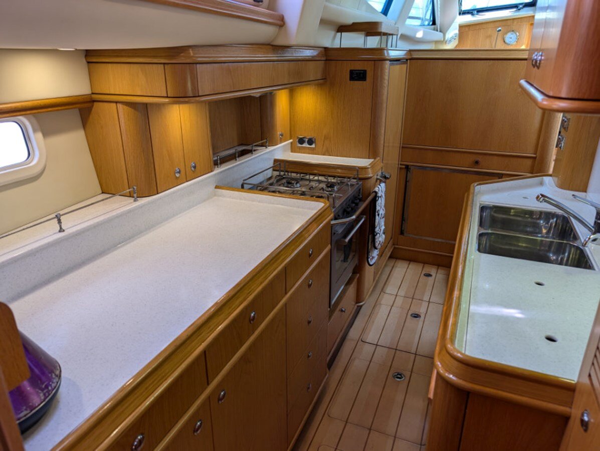 2012-discovery-55-9-dba320