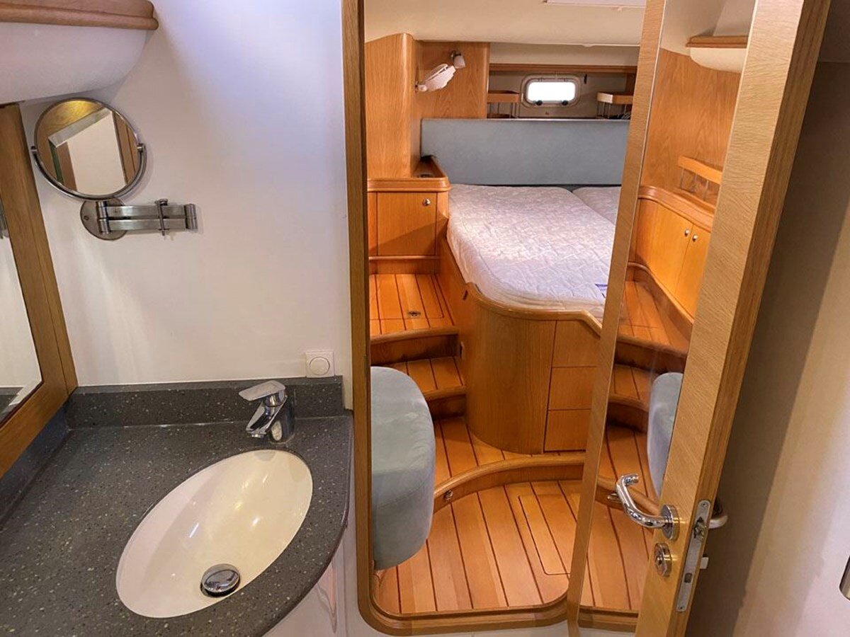 2012-discovery-55-9-dba320