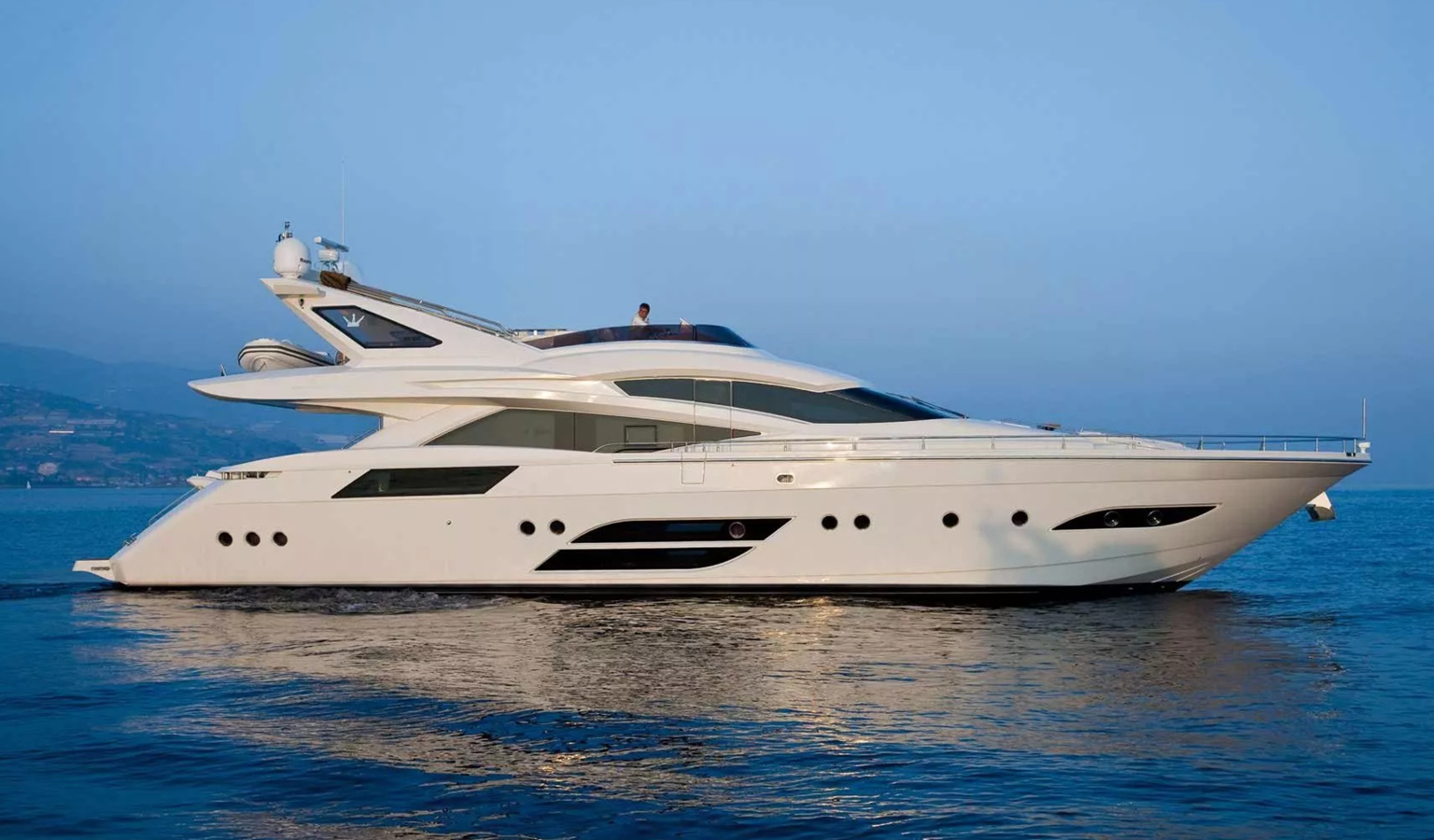 2012-dominator-78-7-7b74a5