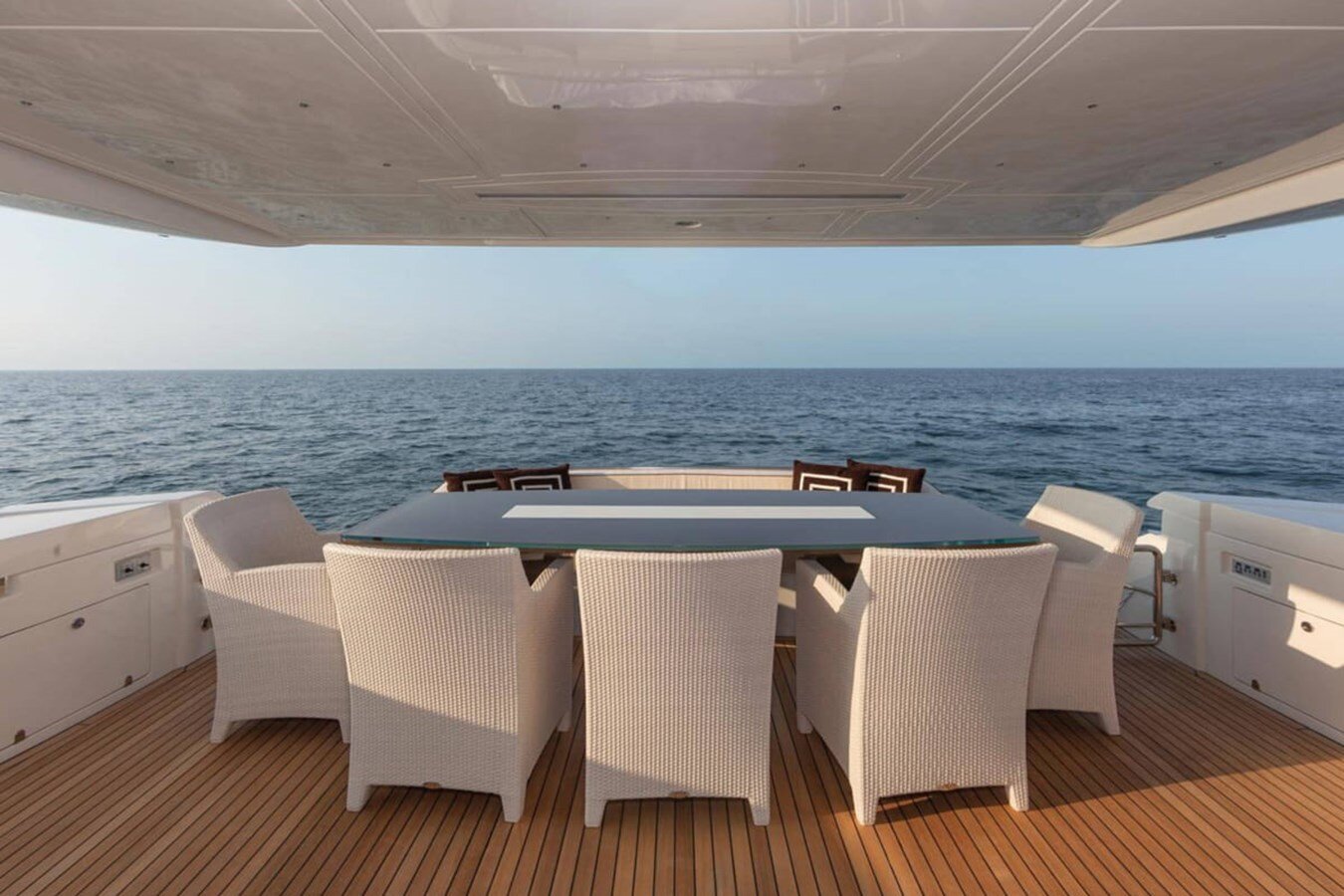 2012-dominator-78-7-7b74a5