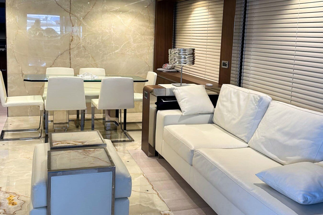 2012-dominator-78-7-7b74a5