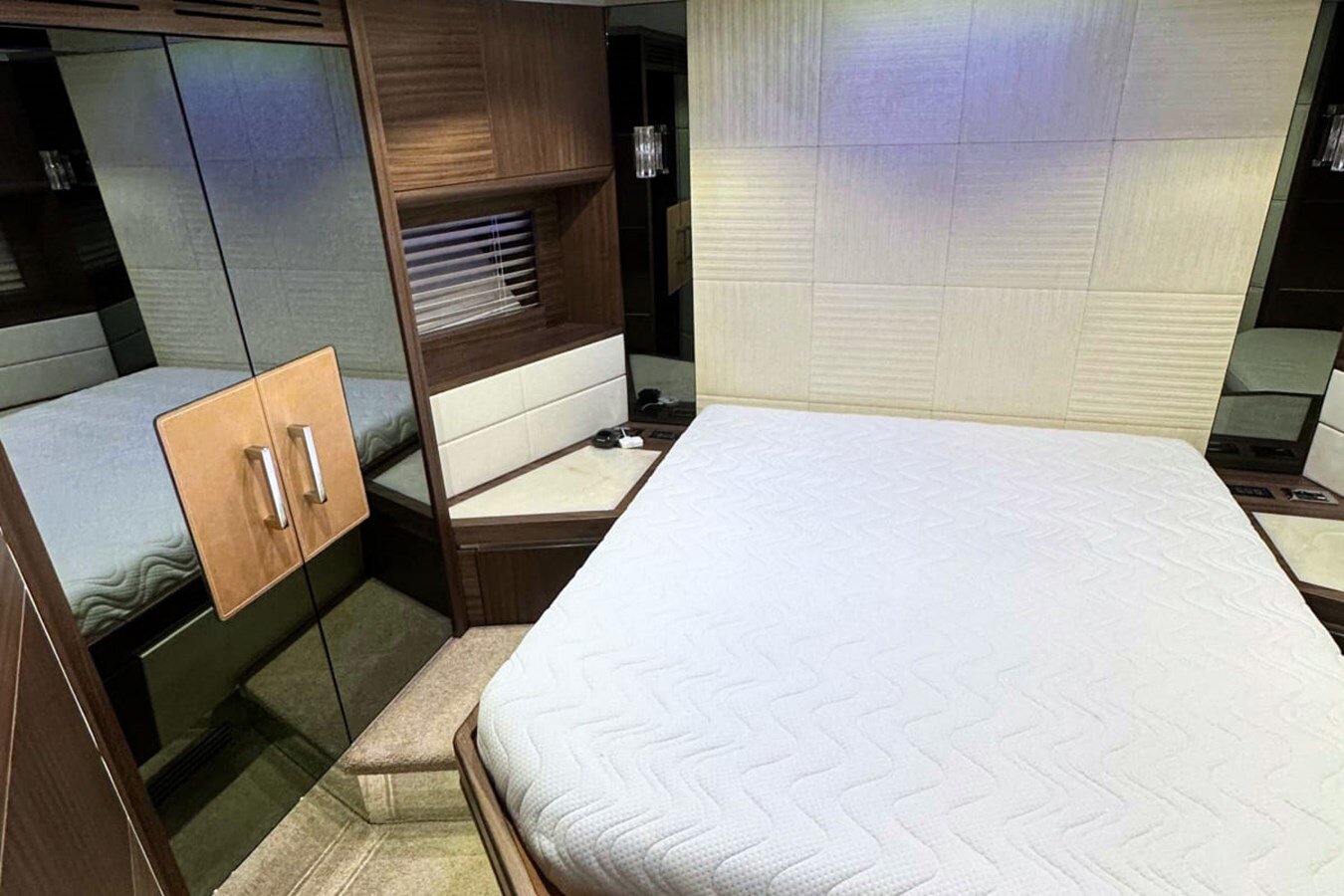 2012-dominator-78-7-7b74a5