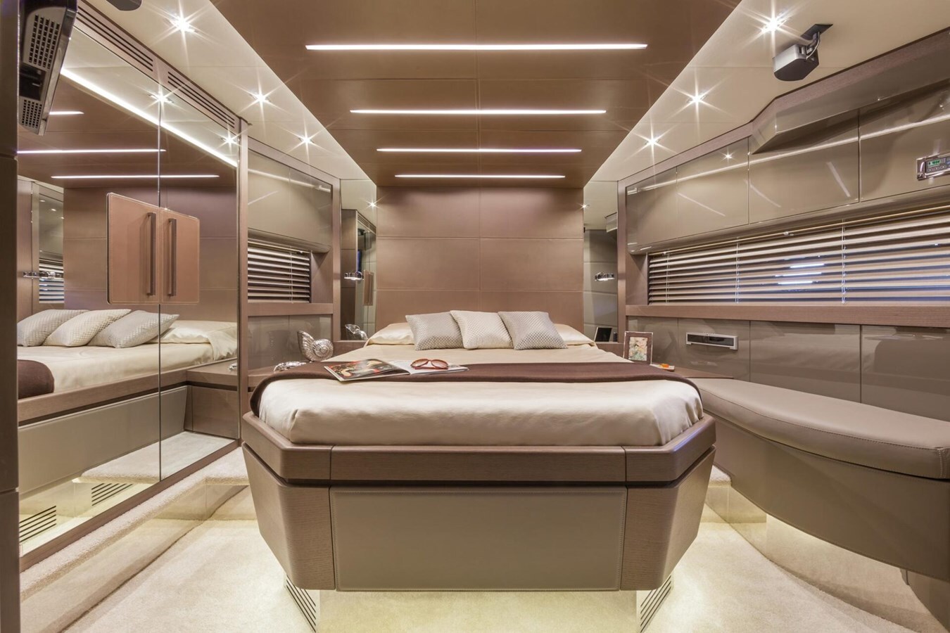 2012-dominator-78-b62440