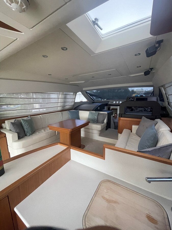 2012-ferretti-yachts-52-11-e6824b