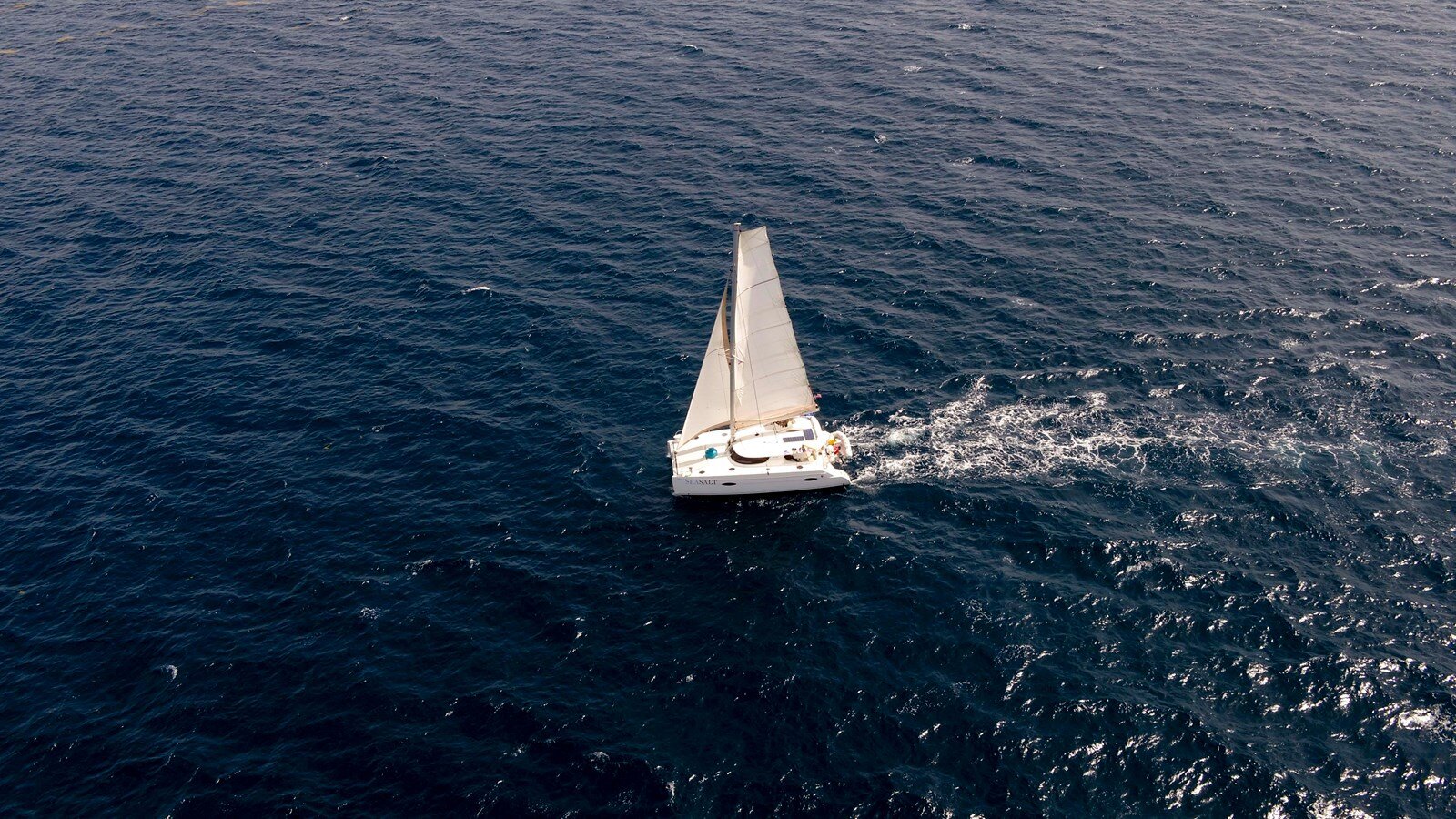 2012-fountaine-pajot-france-40-a19913