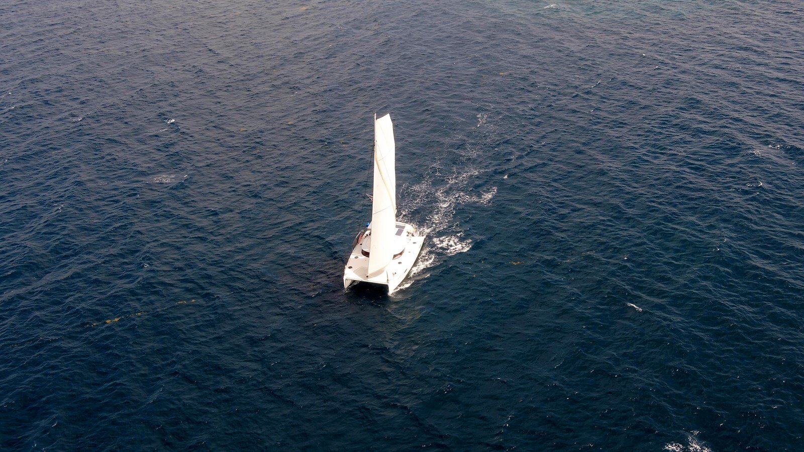 2012-fountaine-pajot-france-40-a19913