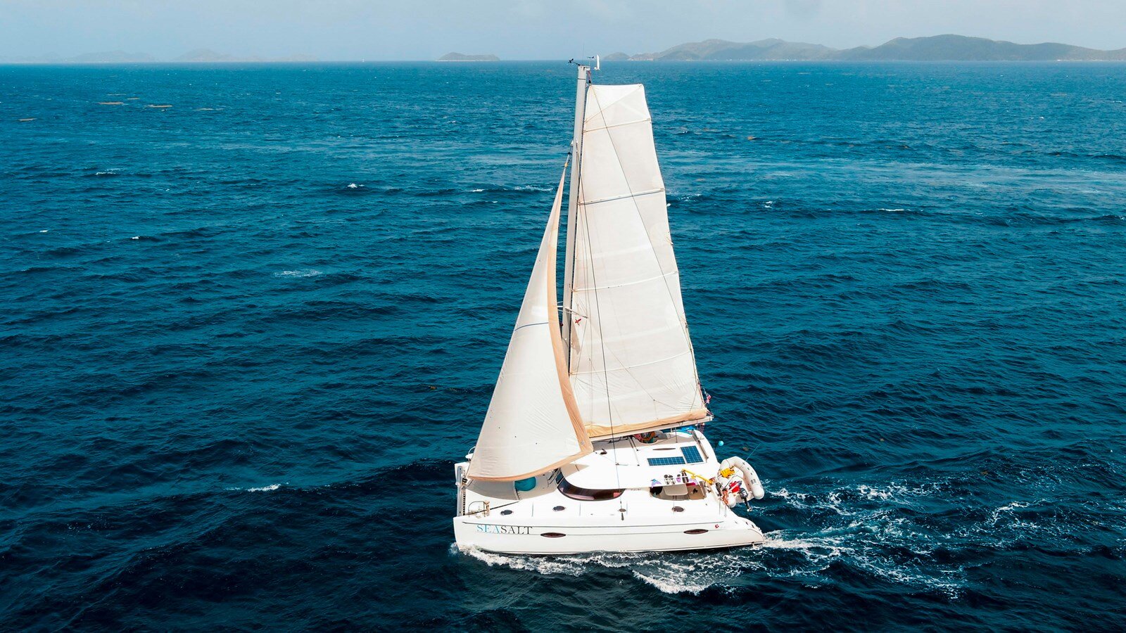 2012-fountaine-pajot-france-40-a19913