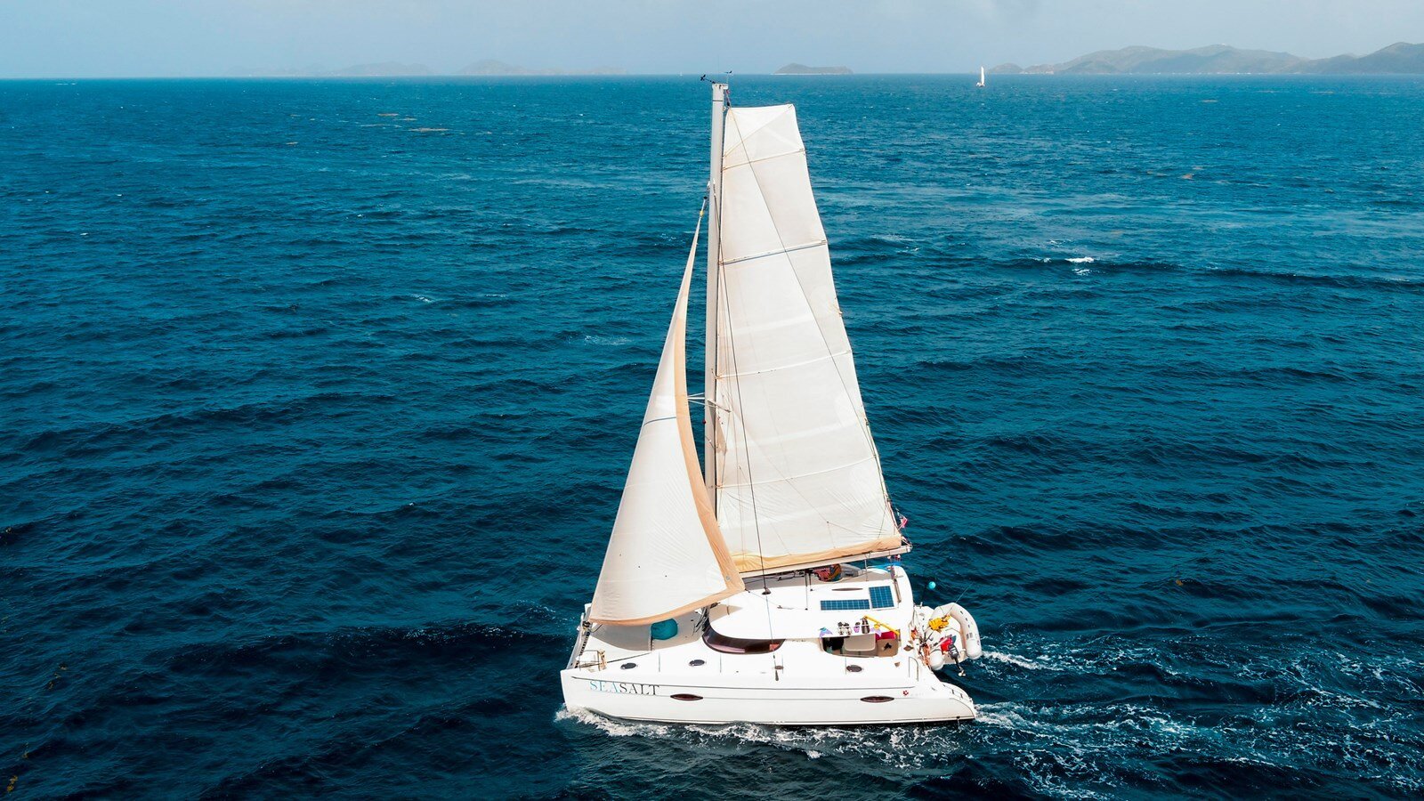 2012-fountaine-pajot-france-40-a19913