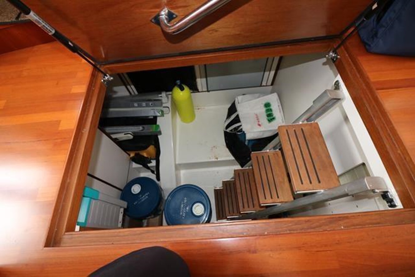 2012-grand-banks-43-4-45c0cb