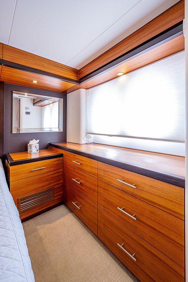 2012-hatteras-60-85b7de