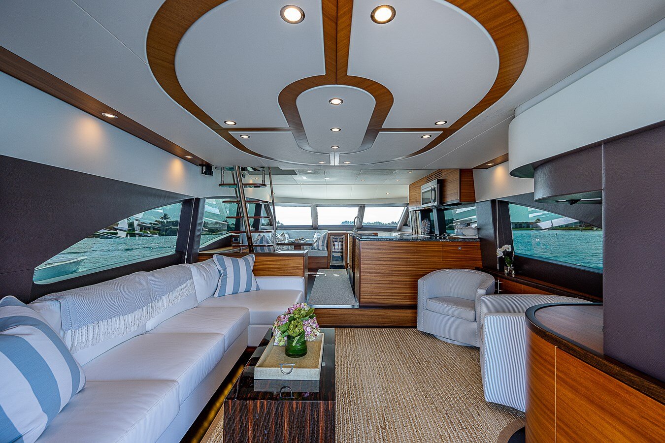 2012-hatteras-60-85b7de