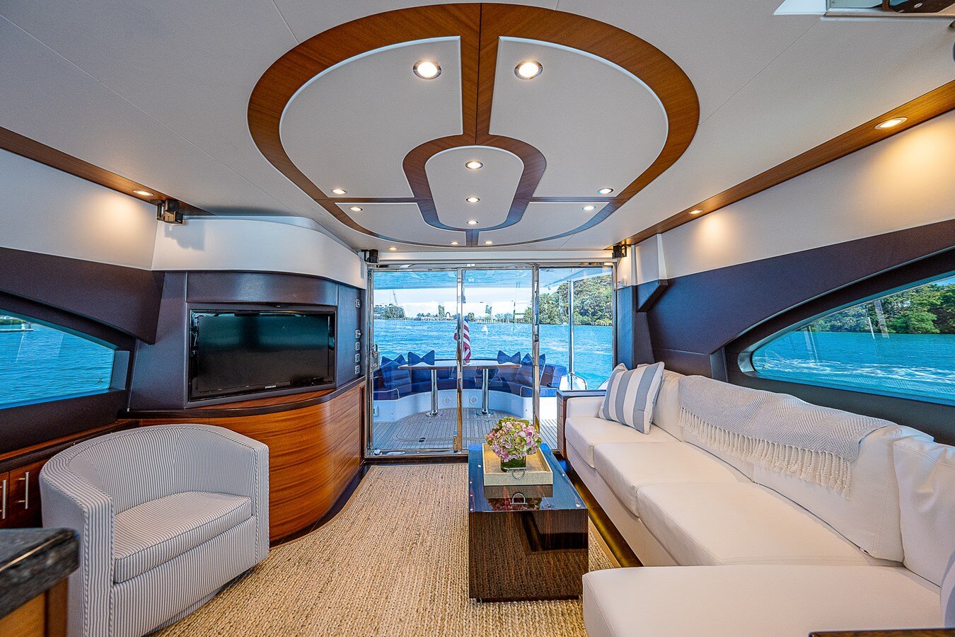 2012-hatteras-60-85b7de