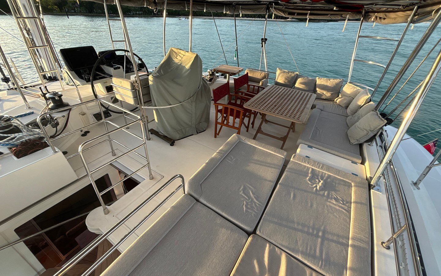 2012-lagoon-56-20d0b4