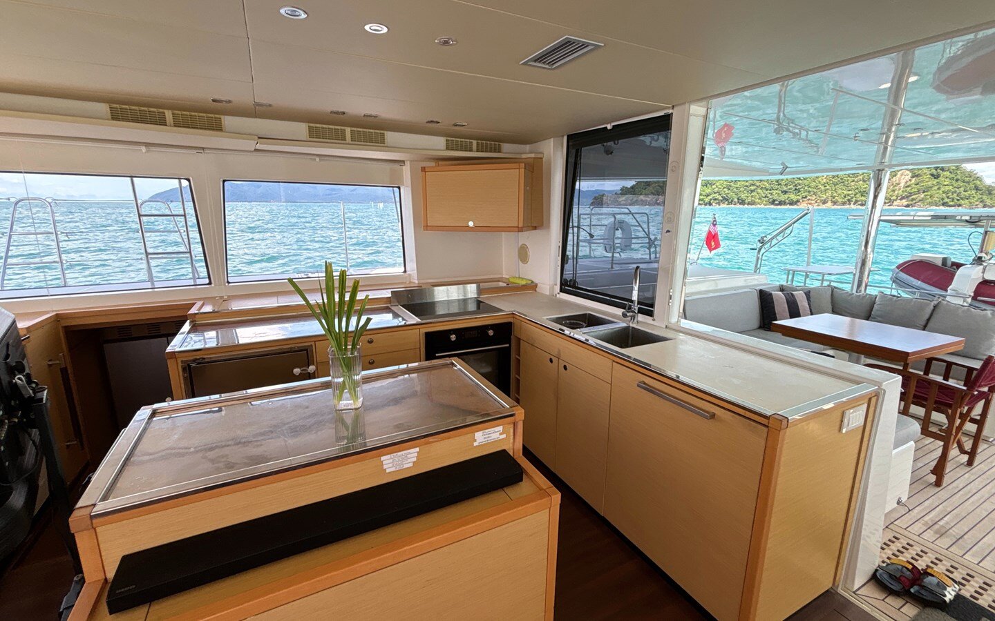 2012-lagoon-56-20d0b4