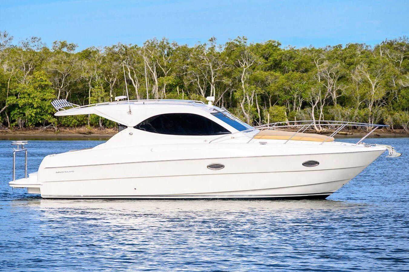 2012-mustang-32-8e7593