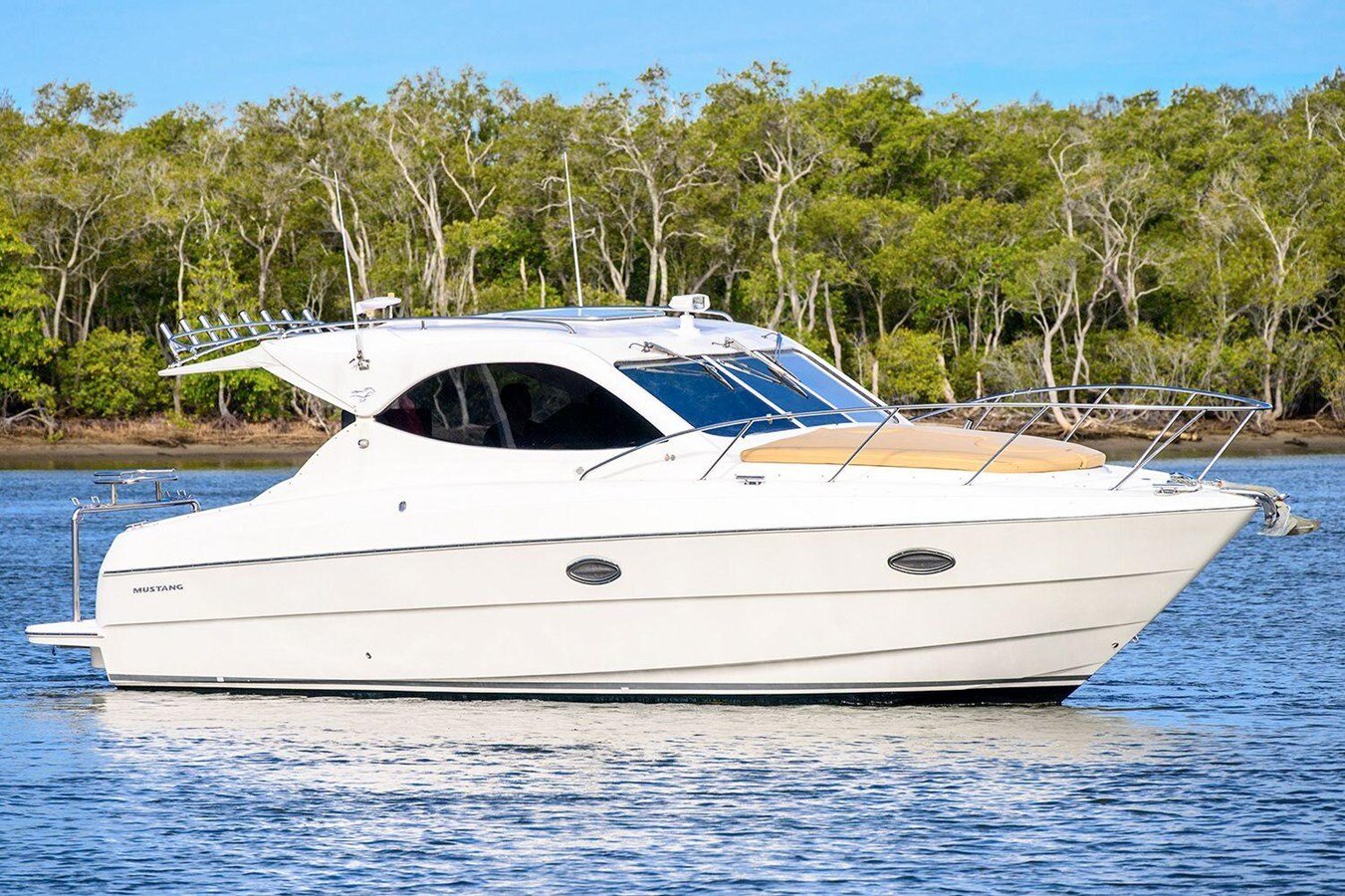 2012-mustang-32-8e7593