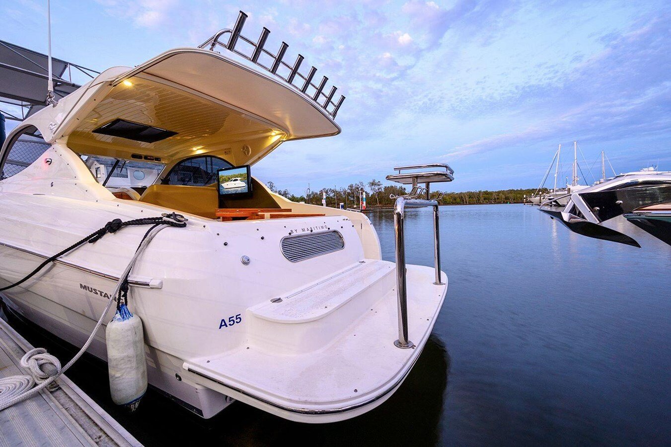 2012-mustang-32-8e7593