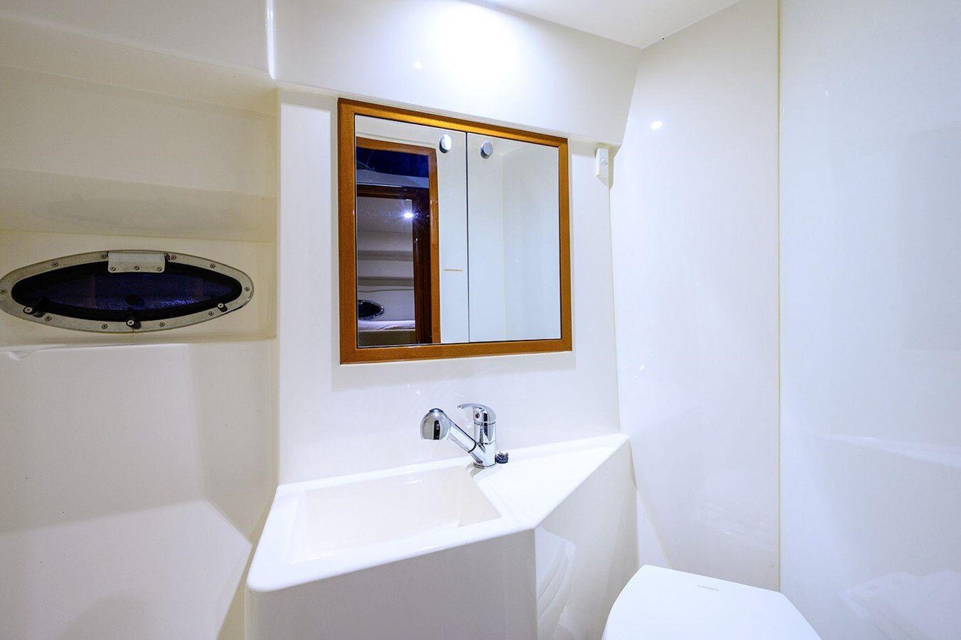 2012-mustang-32-8e7593