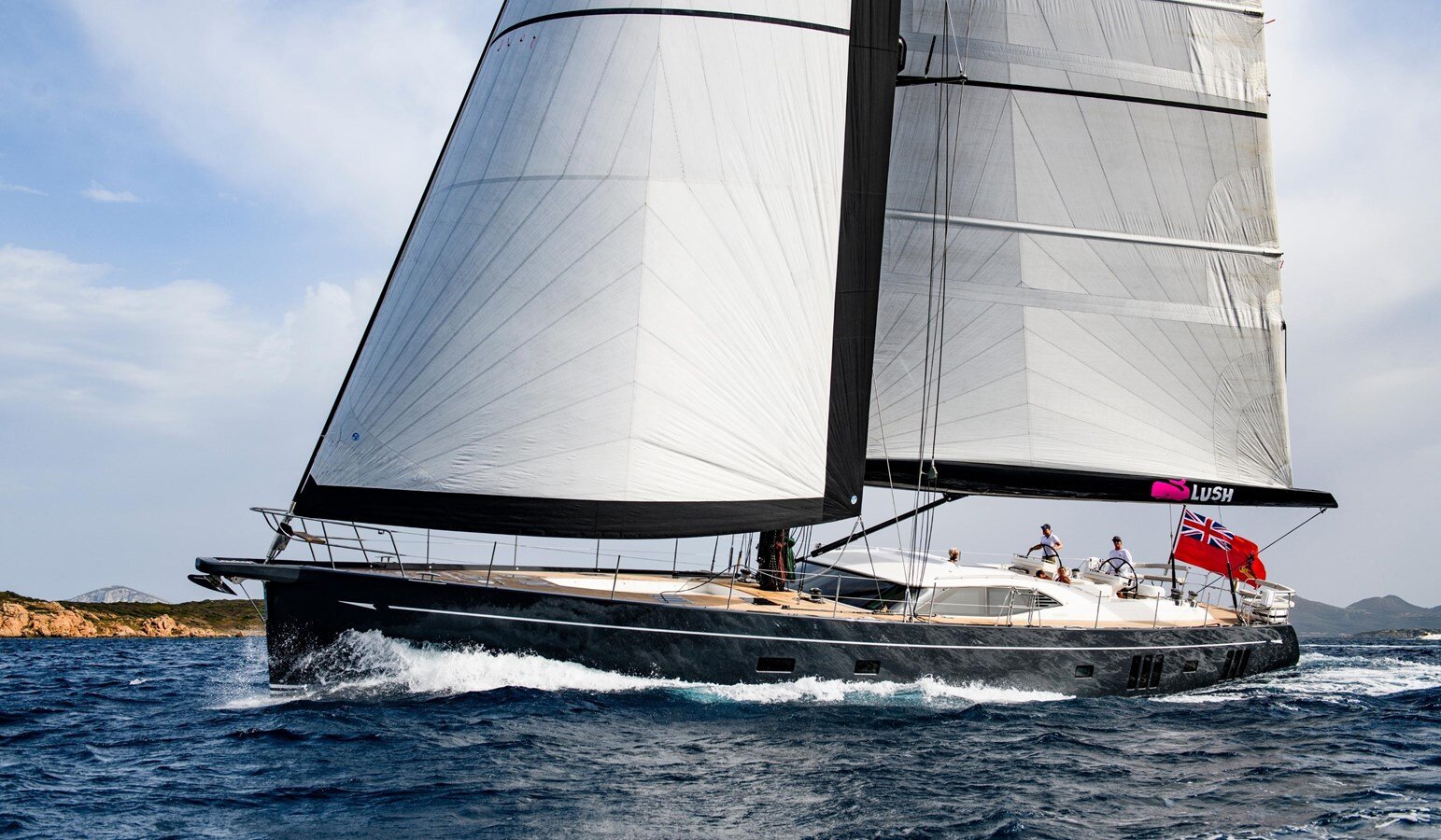 2012-oyster-yachts-88-7-b13ead