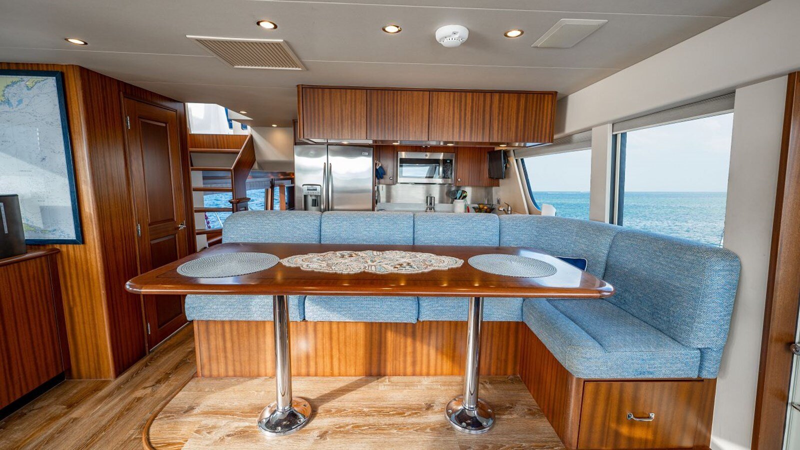 2012 PACIFIC MARINER 85'