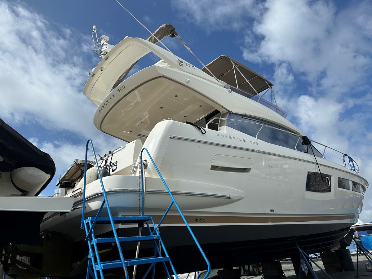 2012-prestige-49-1-0612cb