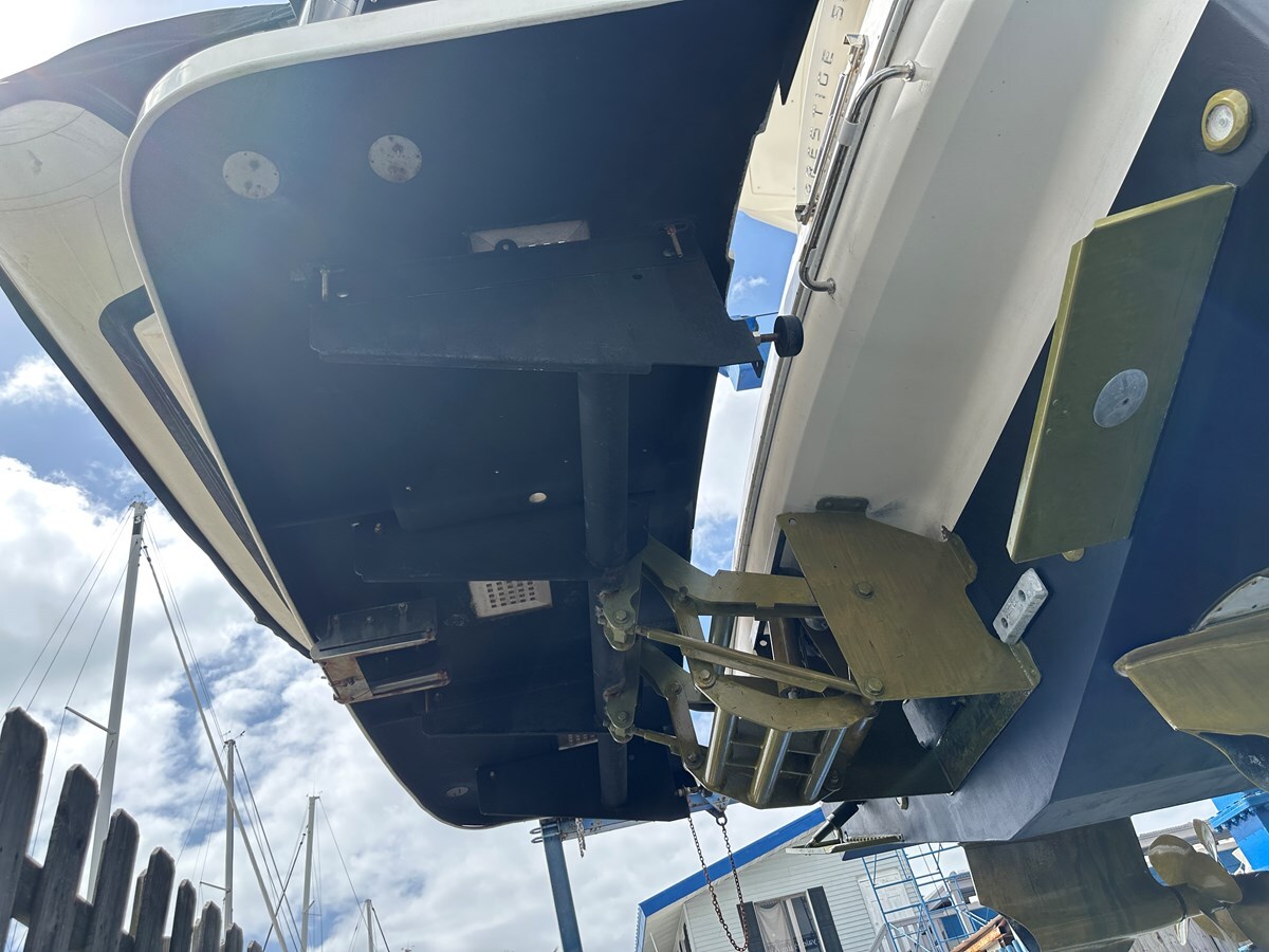 2012-prestige-49-1-0612cb