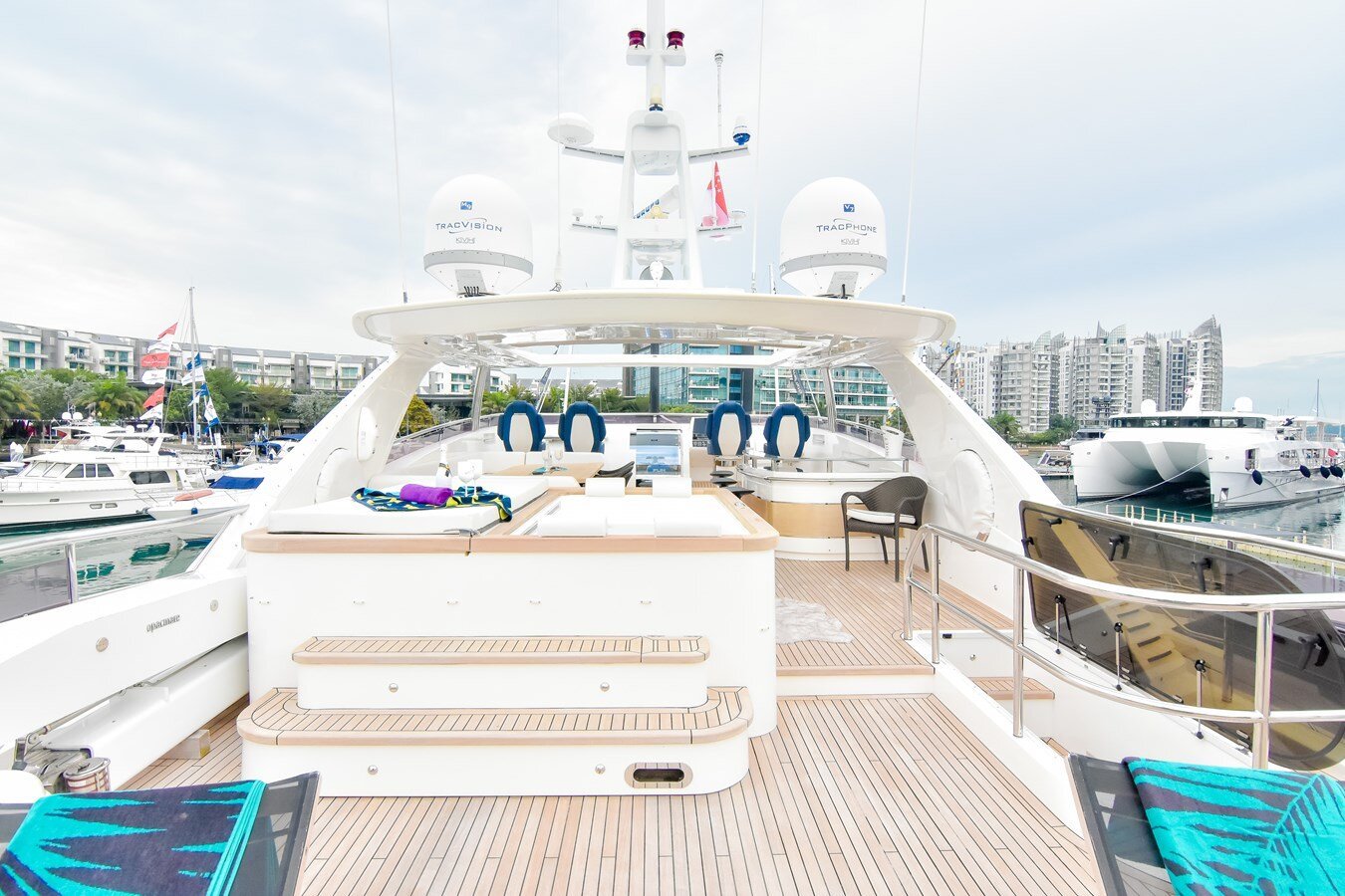 2012-princess-yachts-105-6fd816