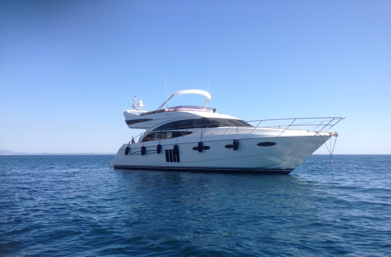 2012-princess-yachts-61-1-d1f280