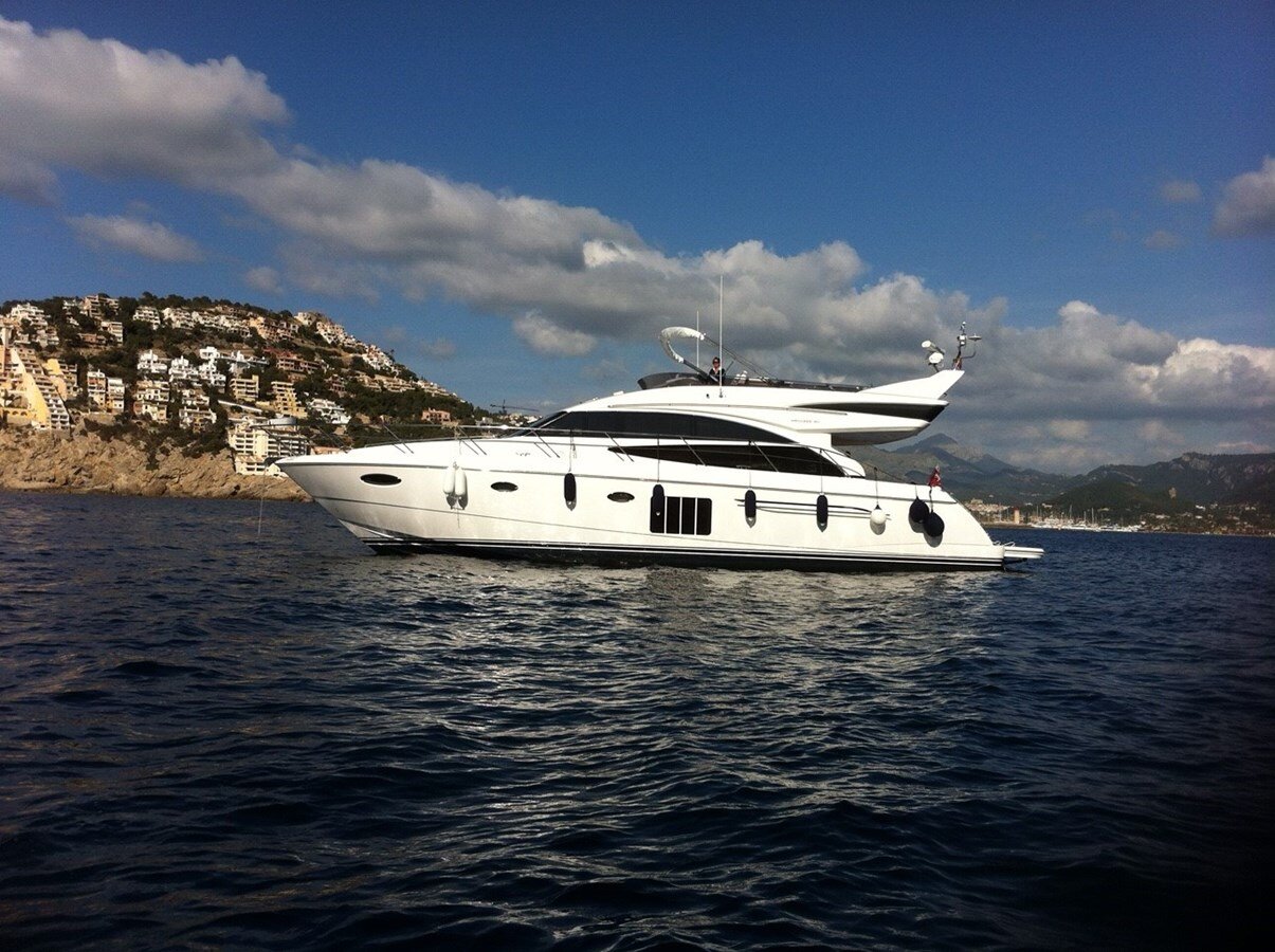 2012-princess-yachts-61-1-d1f280