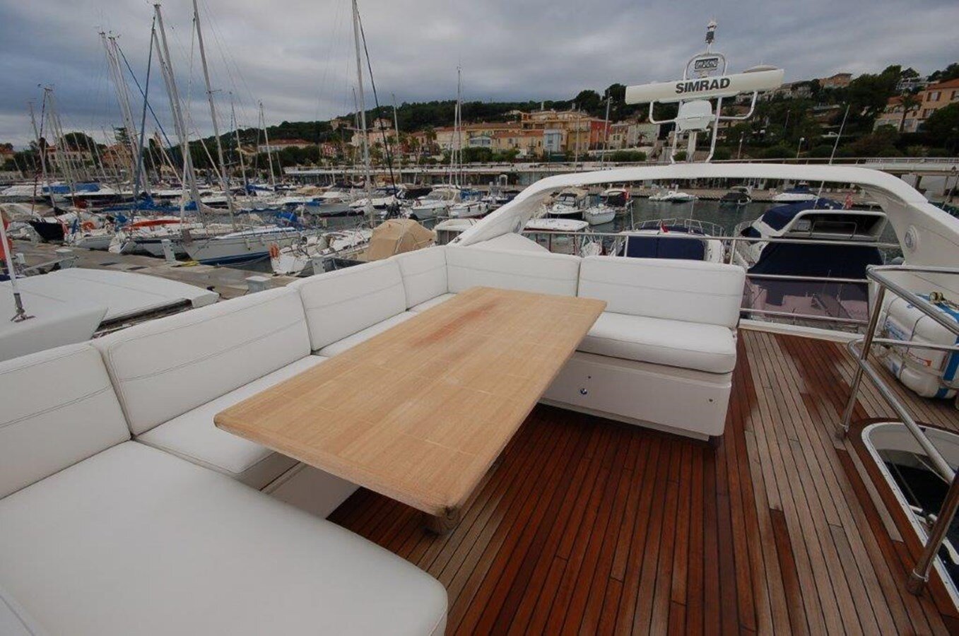 2012-princess-yachts-61-1-d1f280