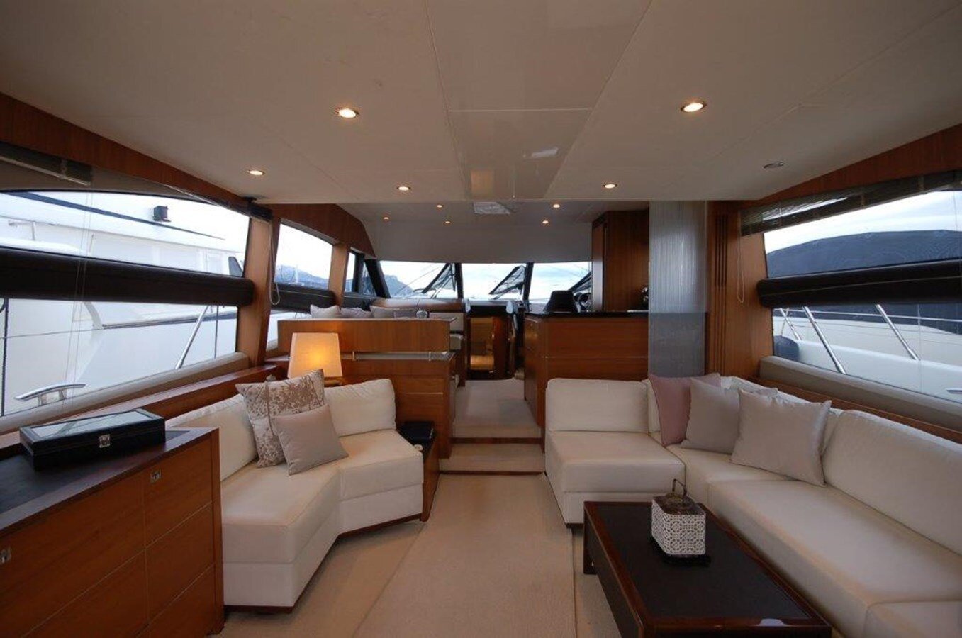 2012-princess-yachts-61-1-d1f280