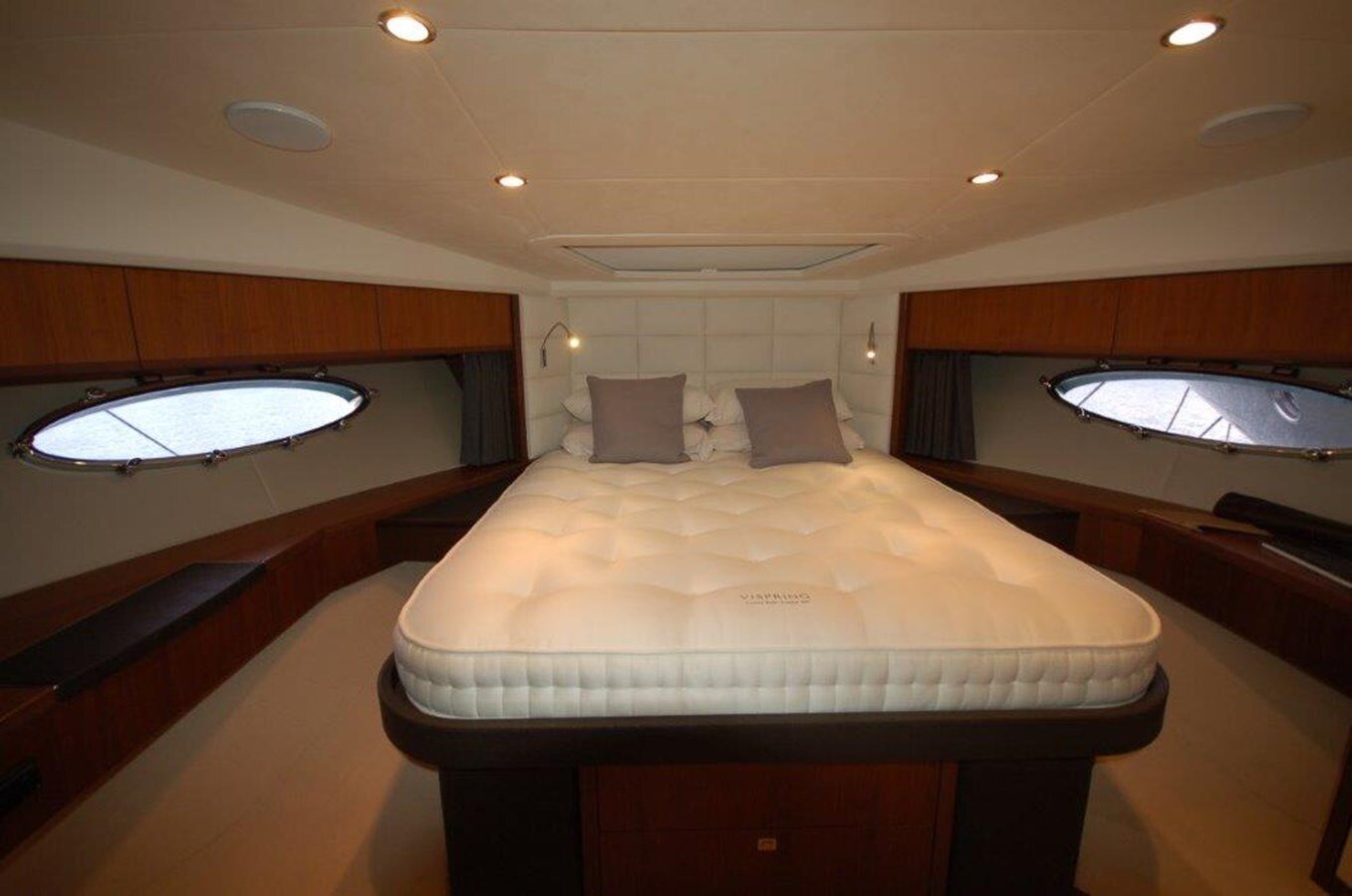 2012-princess-yachts-61-1-d1f280