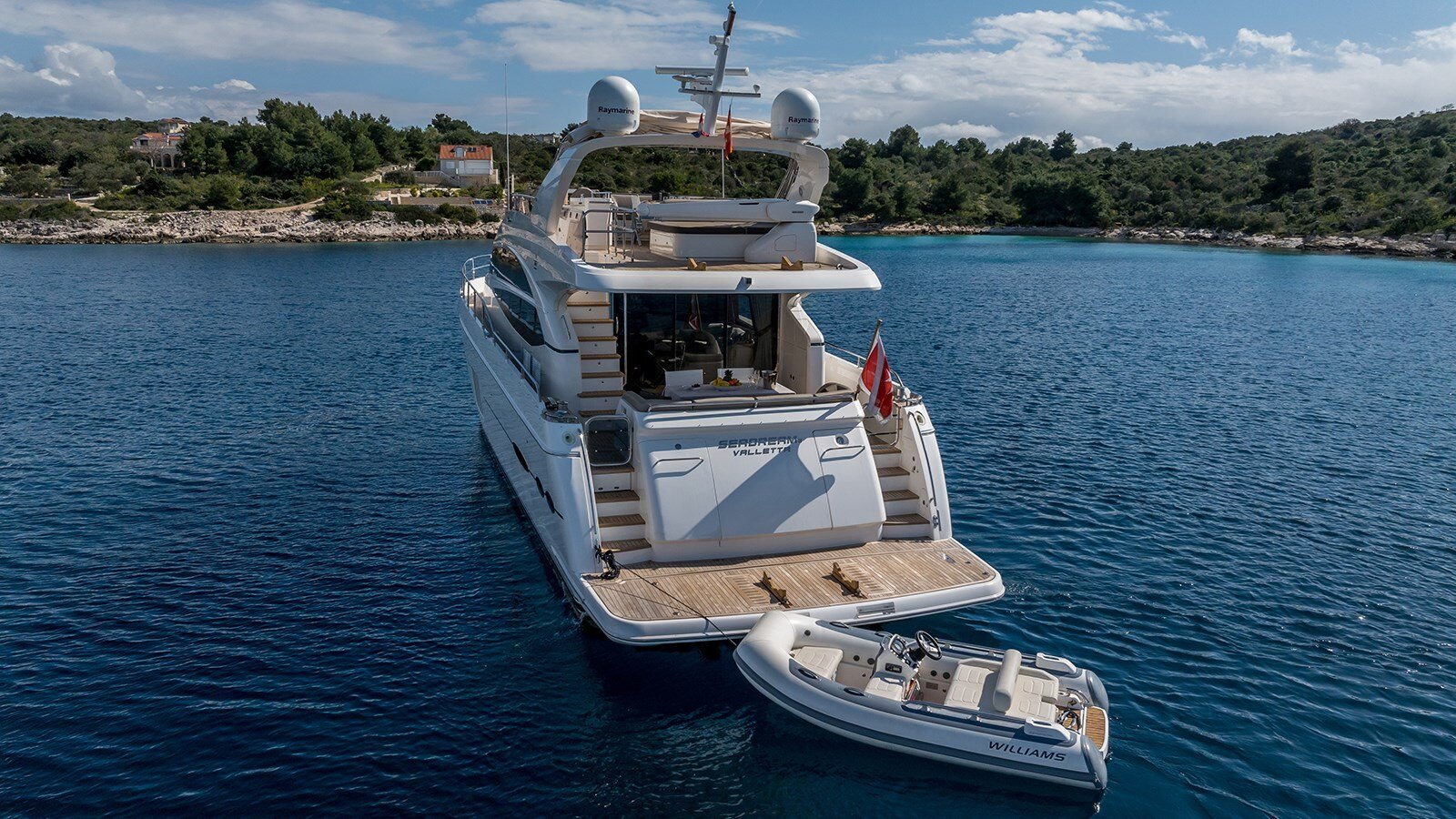 2012-princess-yachts-74-1-dd81fc