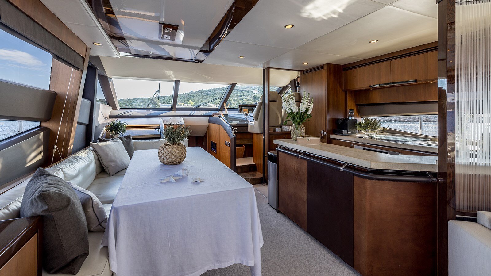 2012-princess-yachts-74-1-dd81fc