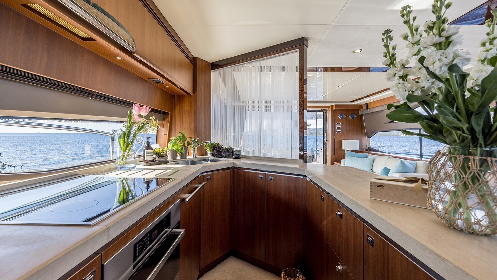 2012-princess-yachts-74-1-dd81fc