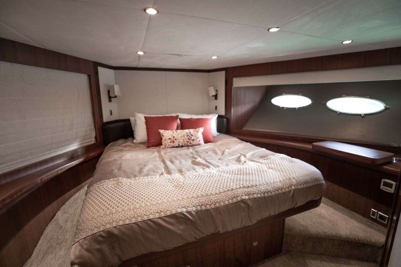 2012-princess-yachts-85-b16f6f