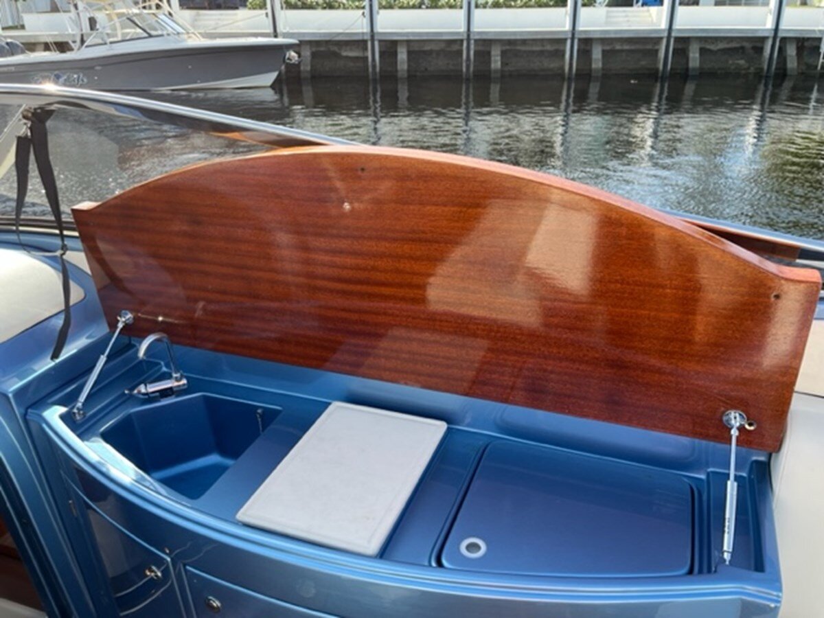 2012-riva-33-8f1bd7