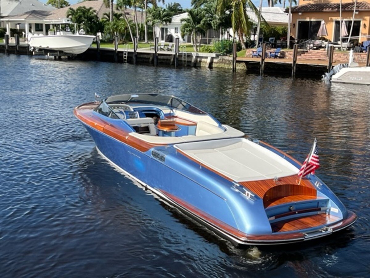 2012-riva-33-8f1bd7