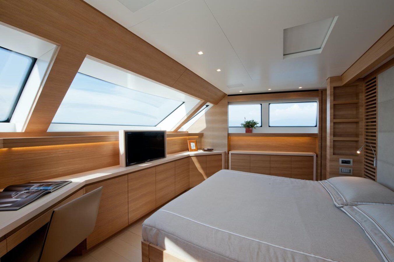 2012-sanlorenzo-92-5f63c8