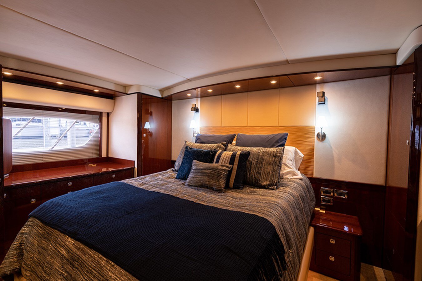 2012-sea-ray-61-6-82b275