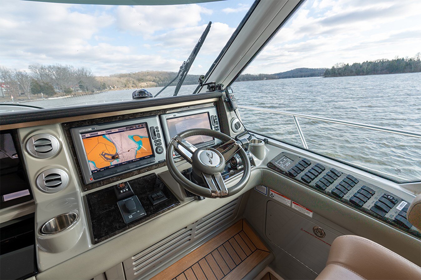 2012-sea-ray-61-6-82b275