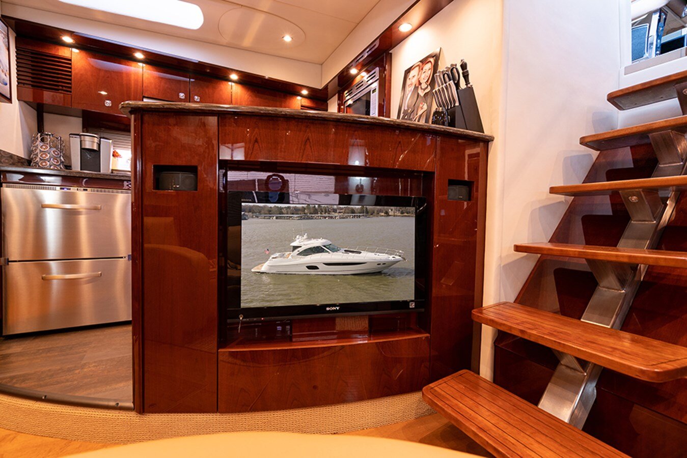 2012-sea-ray-61-6-82b275