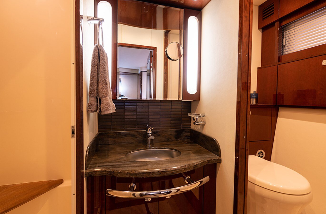 2012-sea-ray-61-6-82b275