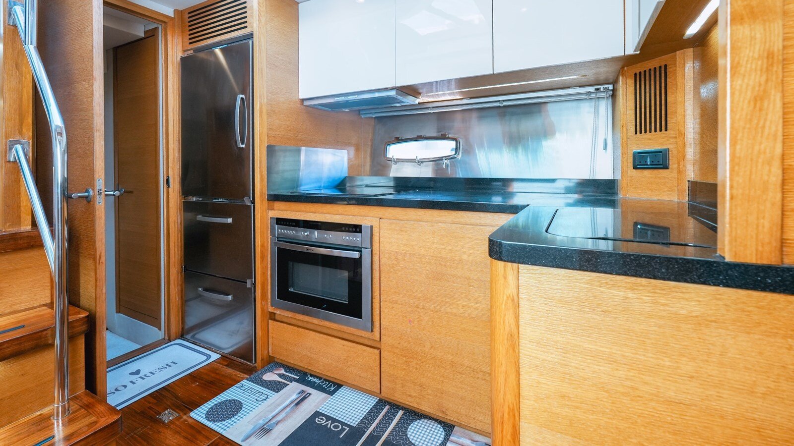 2012-sealine-45-7-4dd645