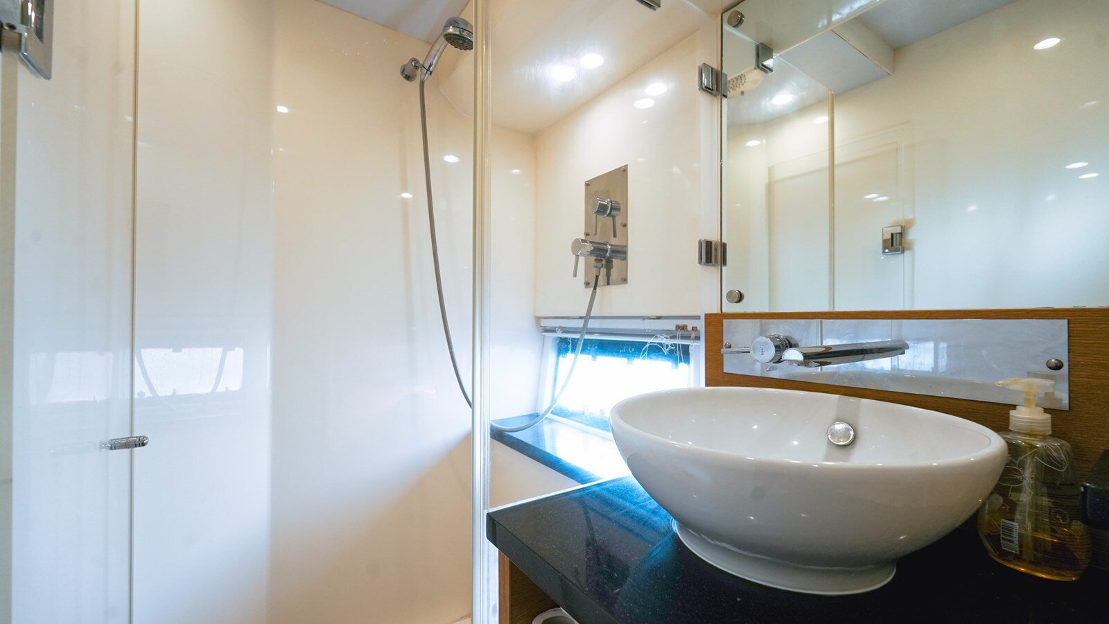 2012-sealine-45-7-4dd645