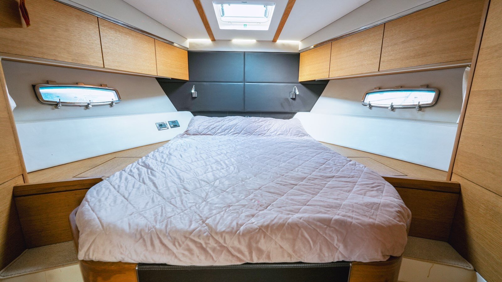 2012-sealine-45-7-4dd645