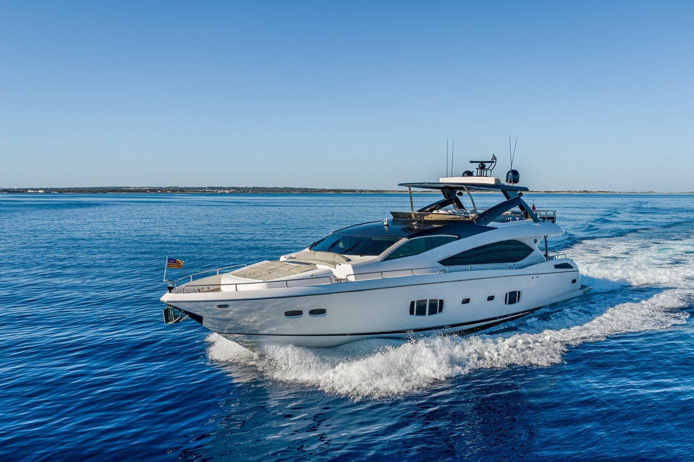 2012-sunseeker-88-81977a