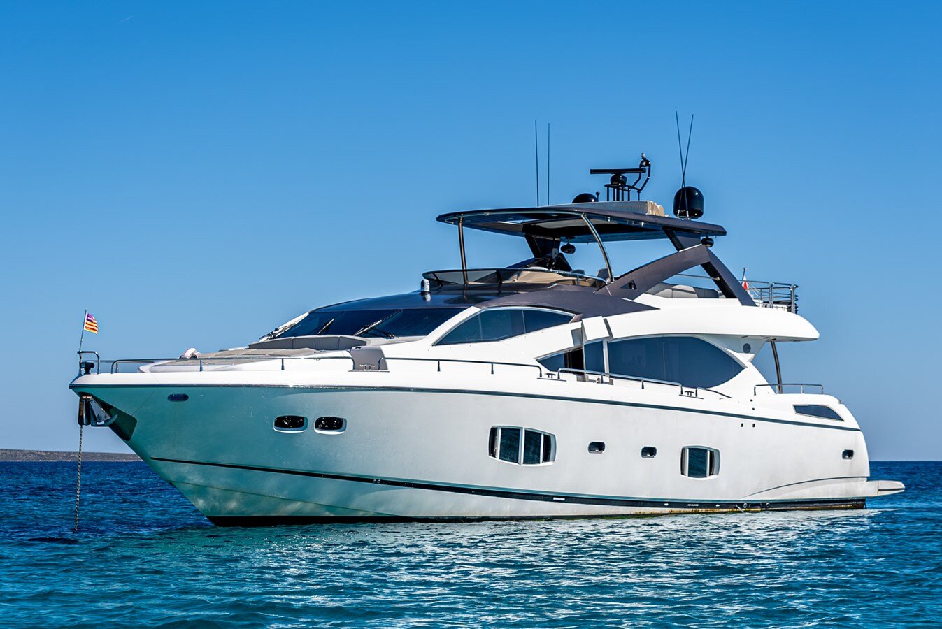 2012-sunseeker-88-81977a