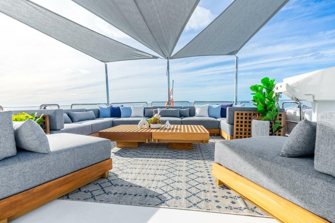 2012-westport-112-1-b8e6dc